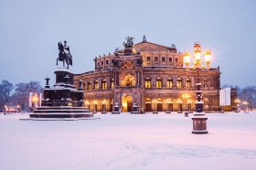 &copy; Alexander Erdbeer-fotolia.com