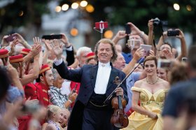 &copy; André Rieu Productions 