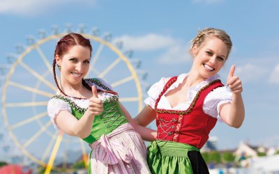 Spaß auf dem Volksfest © Kzenon-stock.adobe.com