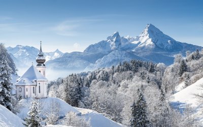 Wallfahrtskirche Maria Gern mit Blick auf den Watzmann © JFL Photography-fotolia.com