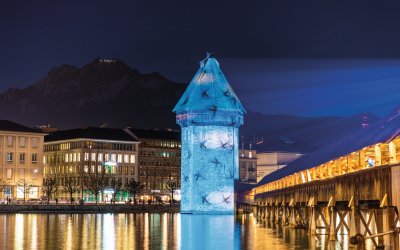 Kapellbrücke und Wasserturm im Winter © pixabay.com/susnpics
