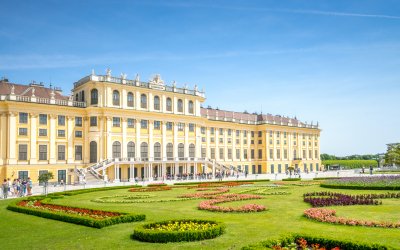 Schloss Schönbrunn © Sina Ettmer-stock.adobe.com