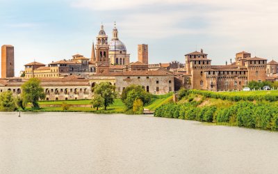 Blick auf Mantua und dem Lago di Mezzo © milosk50 - stock.adobe.com