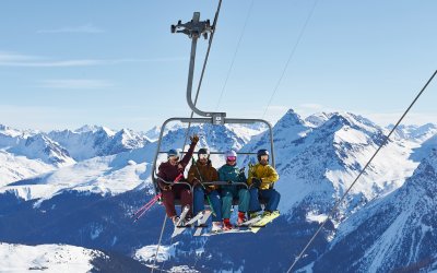 Skifahren Arosa © Nina Mattli