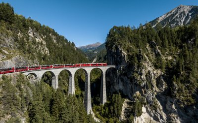 Bernina Express auf dem Landwasserviadukt © RhB, Andrea Badrutt
