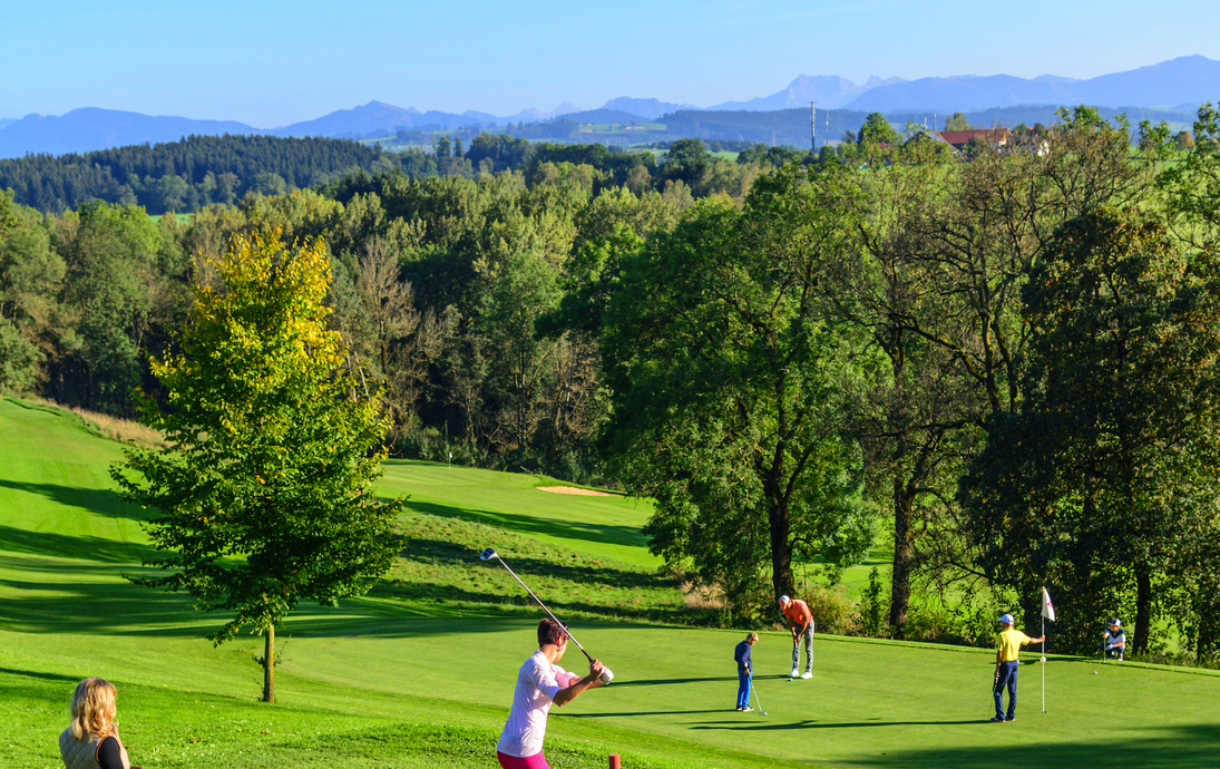 auf dem Golfplatz
