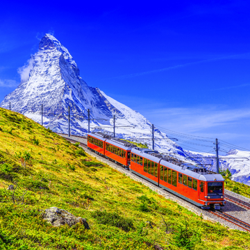 Gornergratbahn in Zermatt - © SCStock - stock.adobe.com