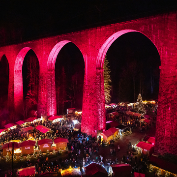 Weihnachtsmarkt in der Ravennaschlucht - © Michel - stock.adobe.com