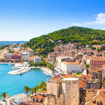 Blick auf die Stadt Split und den Hügel Marjan - © nikkusha - stock.adobe.com
