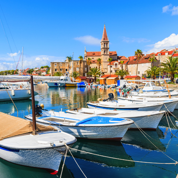 Hafen von Milna auf der Insel Brac - © pkazmierczak - stock.adobe.com