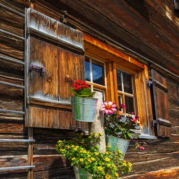 Chalet in Oberstdorf - © Dominik Ultes - stock.adobe.com