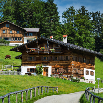 Bauernhaus bei Oberstdorf - © Eberhard Spaeth/Stock.Adobe.com