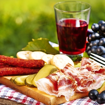 Brotzeit, Jause, Trggelen, Copyspace - © Johanna Mhlbauer - Fotolia