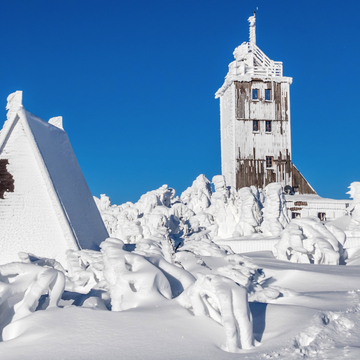 Gipfel des Fichtelberg in Sachsen, Deutschland - © Animaflora PicsStock - stock.adobe.com