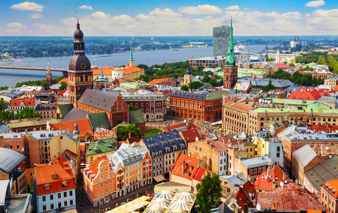 Panoramablick auf die Altstadt von Riga