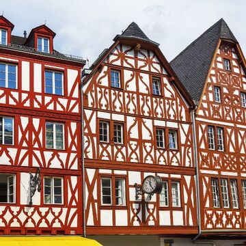 Fachwerkhäuser in Trier - © KarSol - Fotolia