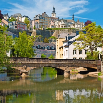 Luxemburg-Stadt an einem Sommertag - © SergiyN - Fotolia
