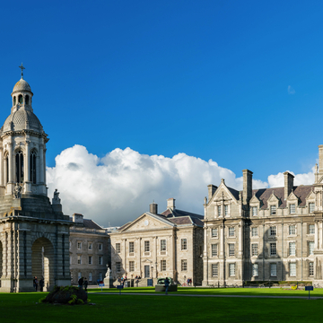 der Campanile des Trinity College - © Kit Leong - stock.adobe.com