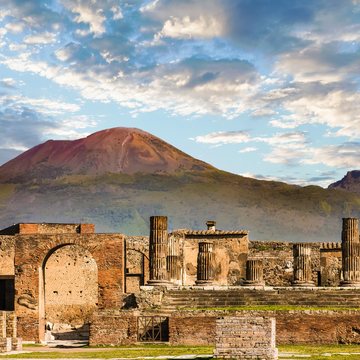 Pompeji vor dem Vesuv - © dbvirago - stock.adobe.com